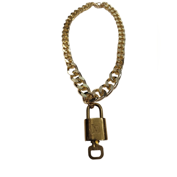 #321 AUTHENTIC Louis Vuitton Lock+ 1 Key Comes with unbranded Chain - Picture 4 of 4